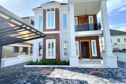 detached duplex